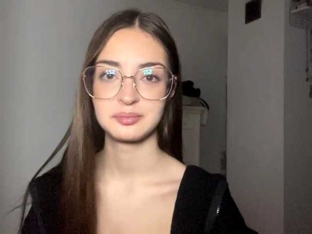 EraMinges's BongaCams show and profile