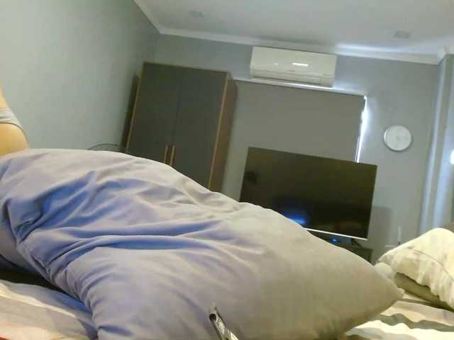 MissBella's BongaCams show and profile