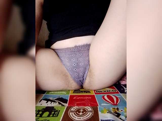 Naty10's BongaCams profile