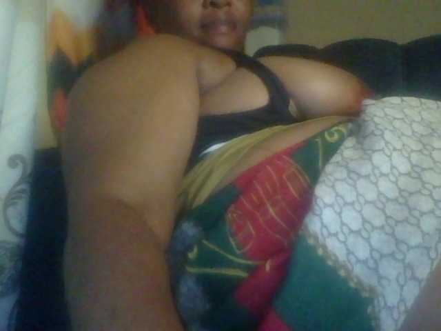 Sex chat gratuit in direct cu Larosa pe BongaCams