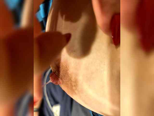 KrasivieNojki webcam