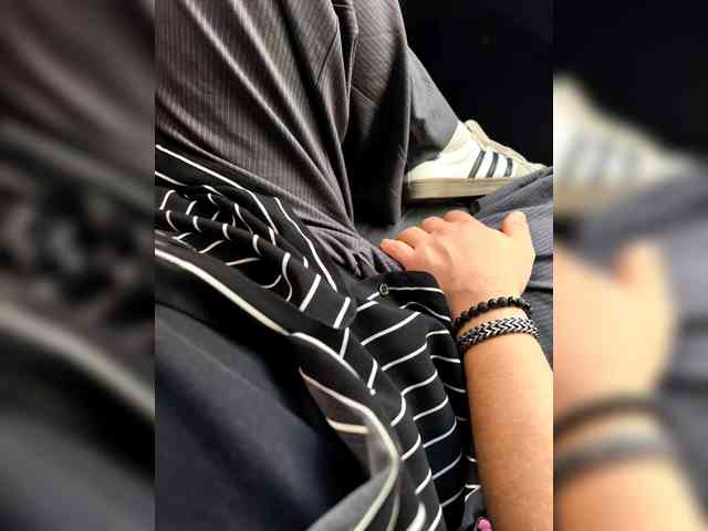 KrasivieNojki webcam