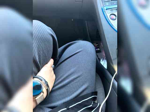 KrasivieNojki webcam