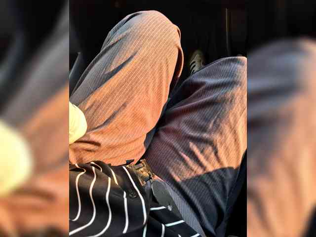 KrasivieNojki webcam