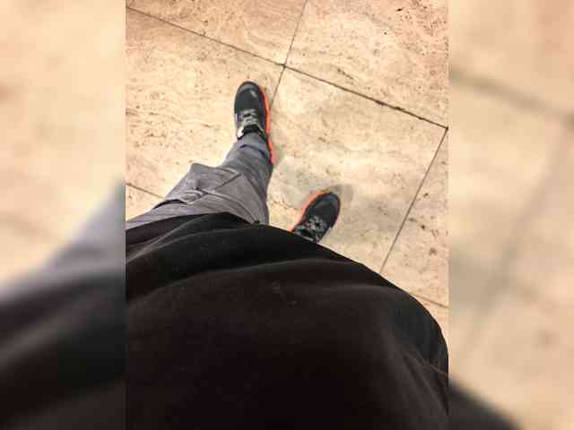 KrasivieNojki webcam