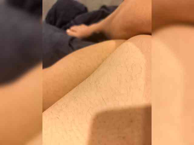 KrasivieNojki webcam