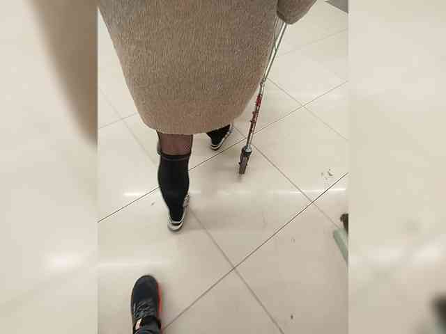 KrasivieNojki webcam