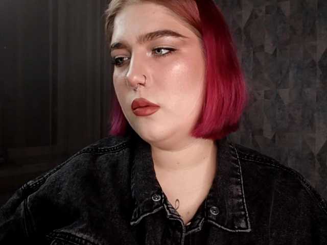 ShanikaSaid's BongaCams show and profile