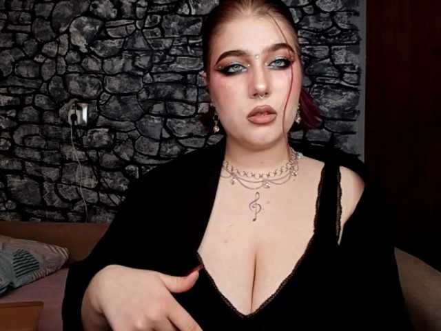 ShanikaSaid's BongaCams show and profile