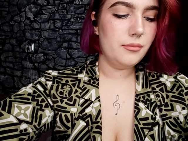 ShanikaSaid's BongaCams show and profile