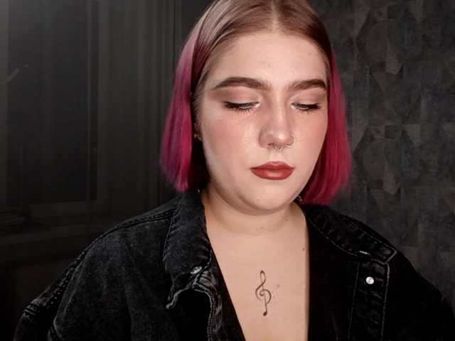 ShanikaSaid's BongaCams show and profile