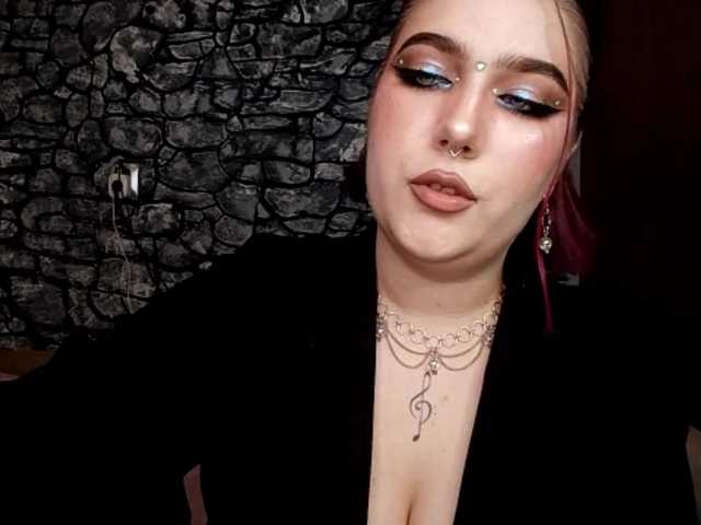 ShanikaSaid's BongaCams show and profile