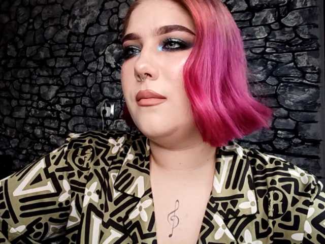 ShanikaSaid's BongaCams show and profile