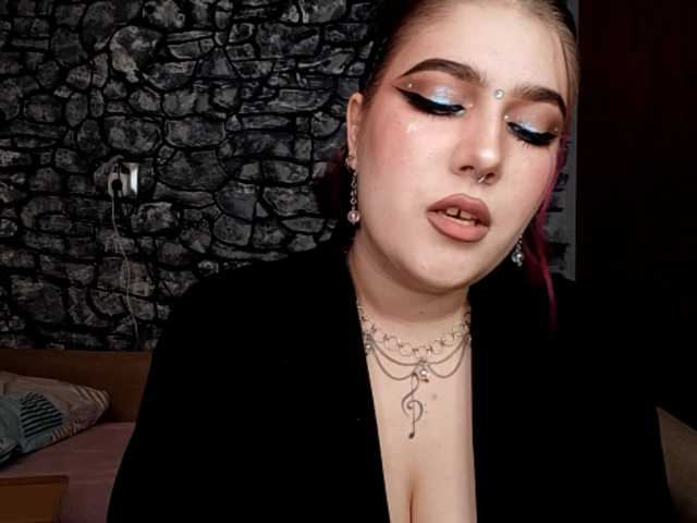 ShanikaSaid's BongaCams show and profile