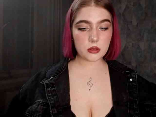 ShanikaSaid Live Webcam on BongaCams