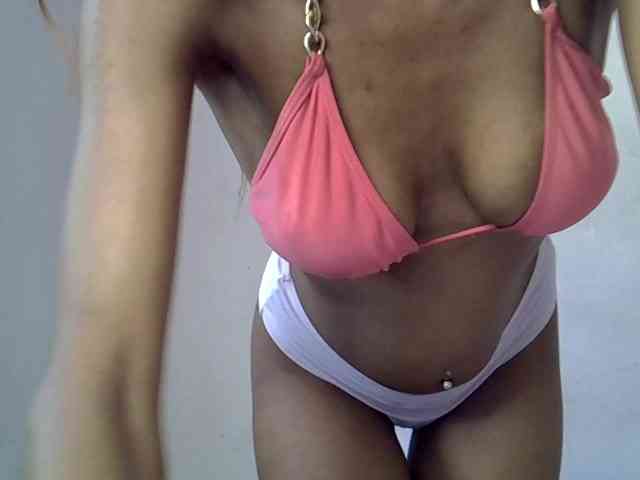 SheilaSexy19 webcam
