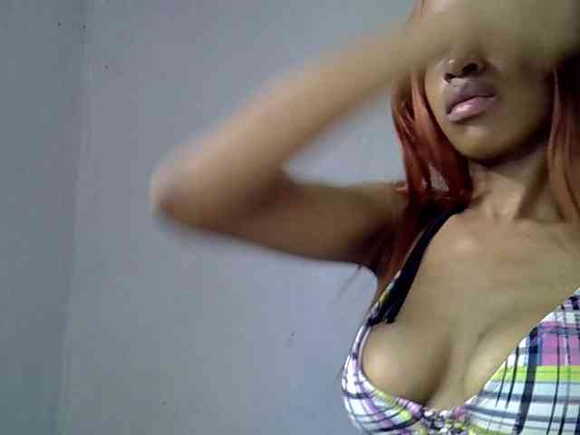 SheilaSexy19 webcam