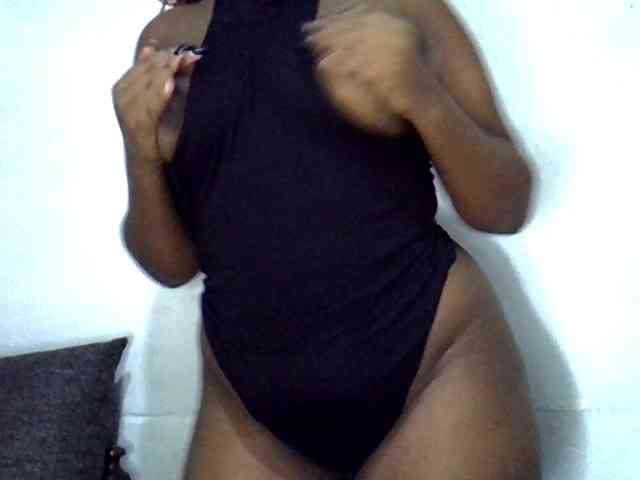 CrazyMaya67 Live Webcam on BongaCams