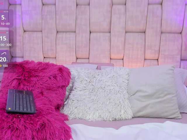 SeleneJackson's BongaCams show and profile