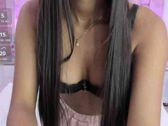 SeleneJackson webcam