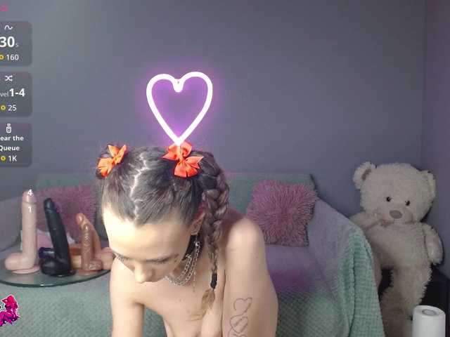 BeaDoll's BongaCams show and profile