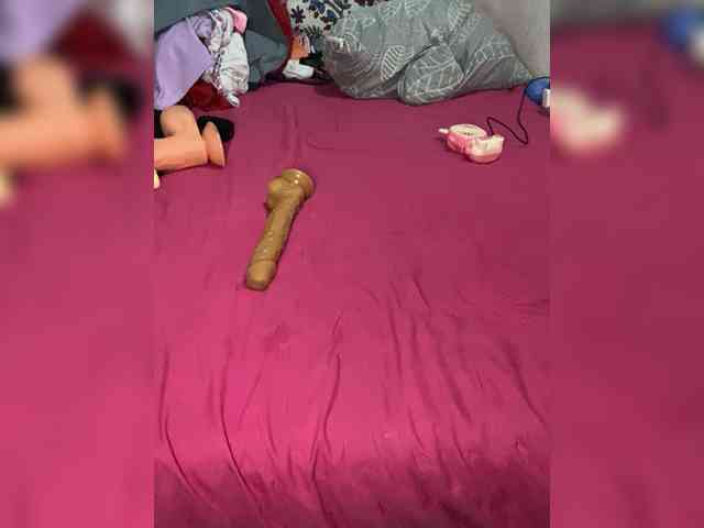 Drakebabyq1 Live Webcam on BongaCams