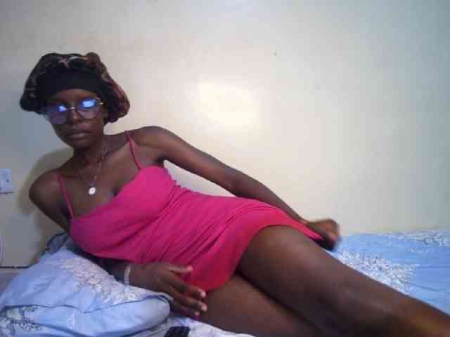 hott-ass Live Webcam on BongaCams