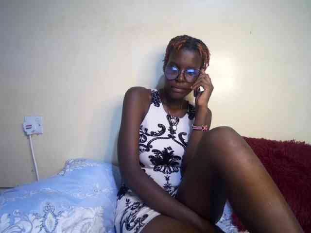 hott-ass Live Webcam on BongaCams