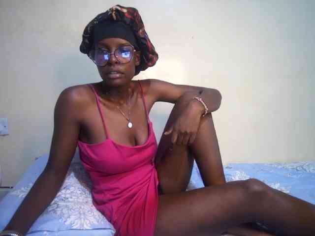 hott-ass Live Webcam on BongaCams