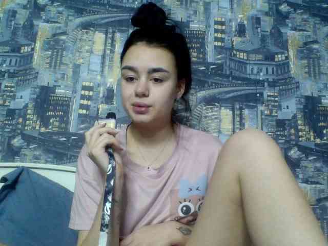 LunaDeLuxe666 webcam