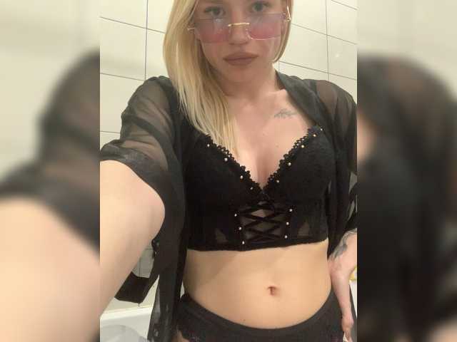 Alisabe's BongaCams profile