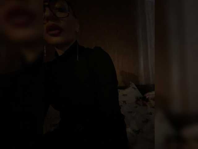 Kirakoks's BongaCams show and profile