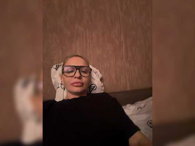 Kirakoks's BongaCams show and profile