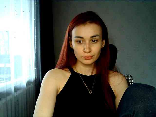 SweetQueen11 webcam