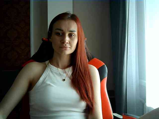 SweetQueen11 webcam