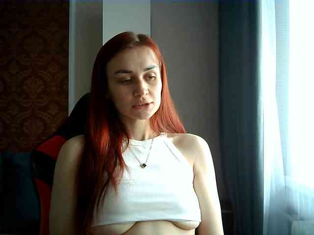 SweetQueen11 webcam