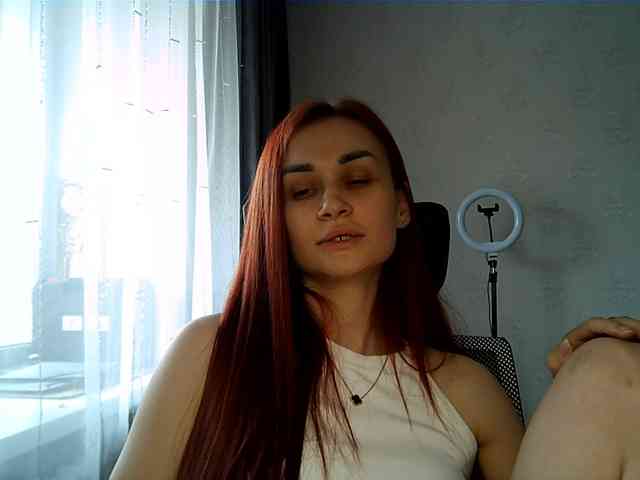 SweetQueen11 webcam