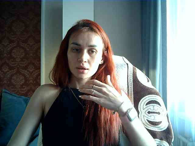 SweetQueen11 Live Webcam on BongaCams