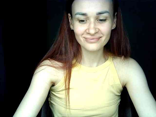 SweetQueen11 Live Webcam on BongaCams