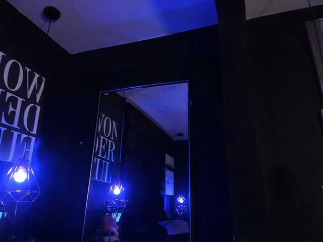 Lia-Volkov webcam bongacams model stream image