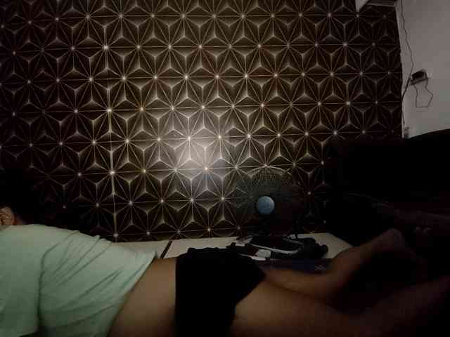 KissmyAss1 KissmyAss1