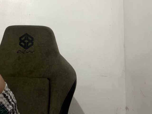 MaganAveni's BongaCams show and profile