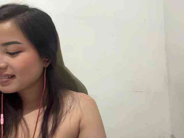 MaganAveni Live Webcam on BongaCams