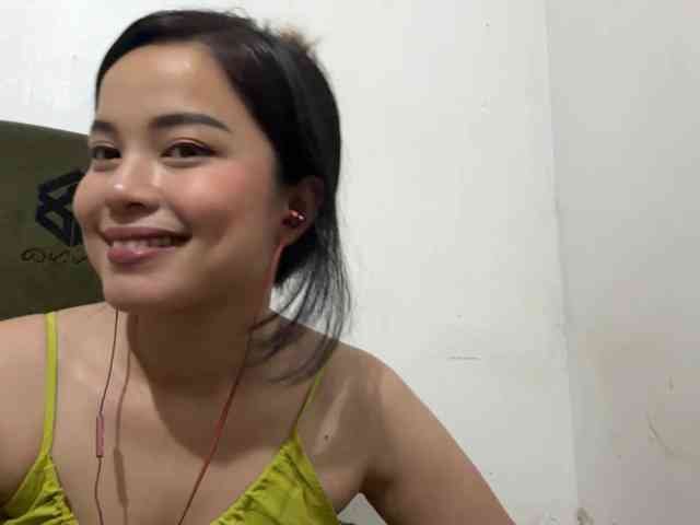 MaganAveni Live Webcam on BongaCams