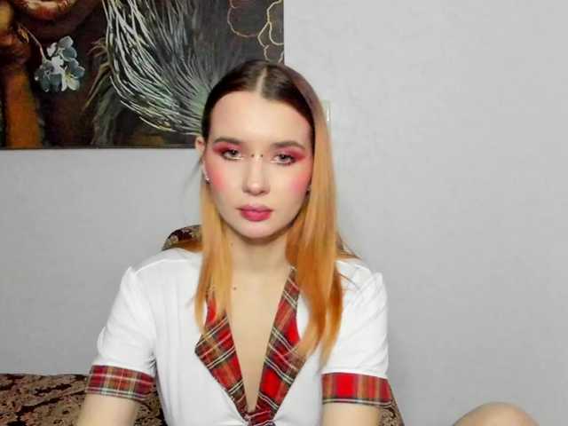 evelinacat's BongaCams show and profile