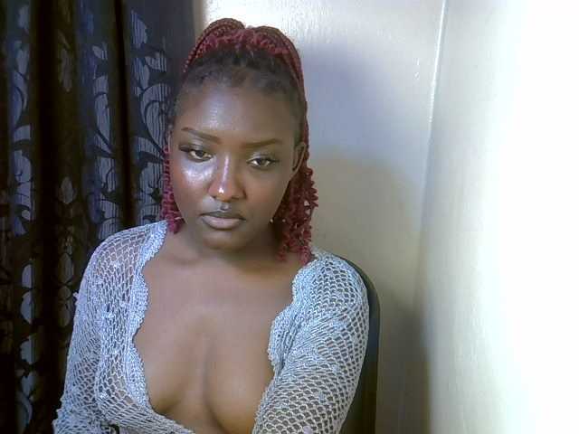 EbonyBarbiee's BongaCams show and profile