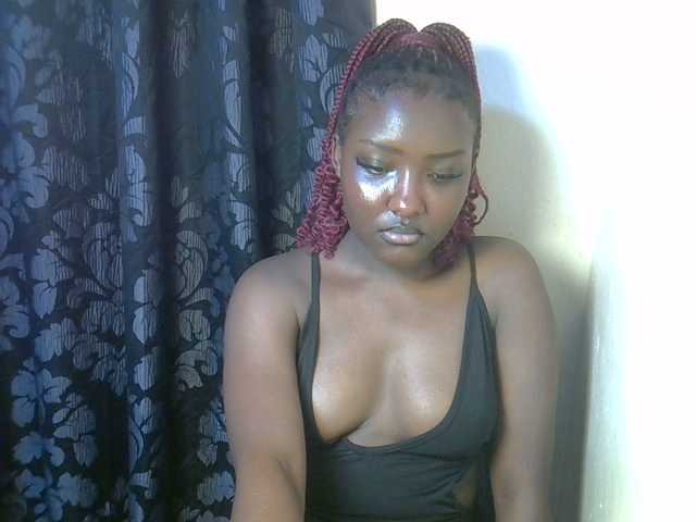 EbonyBarbiee's BongaCams show and profile