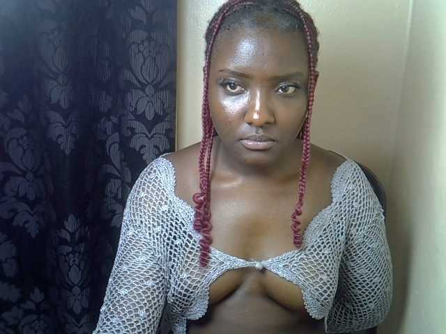 EbonyBarbiee's BongaCams show and profile