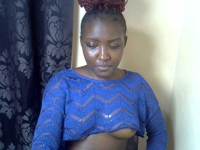 EbonyBarbiee's BongaCams show and profile