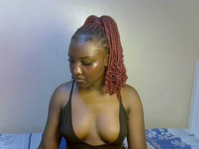 EbonyBarbiee's BongaCams show and profile